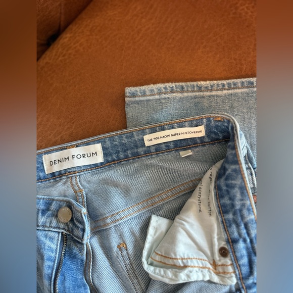 Aritzia Size 29, Naomi straight leg. - Picture 5 of 7